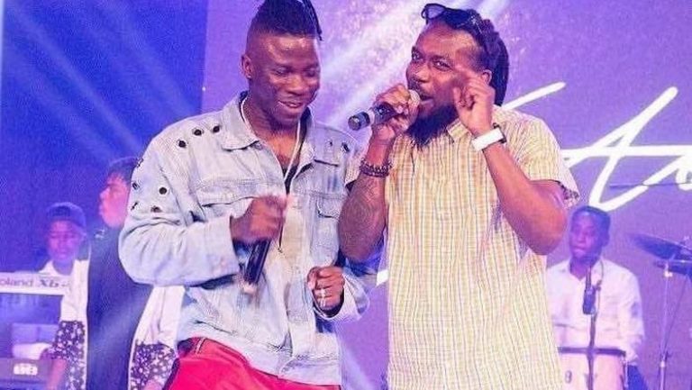 Samini and Stonebwoy ‘destroy’ all other on twitter  again.