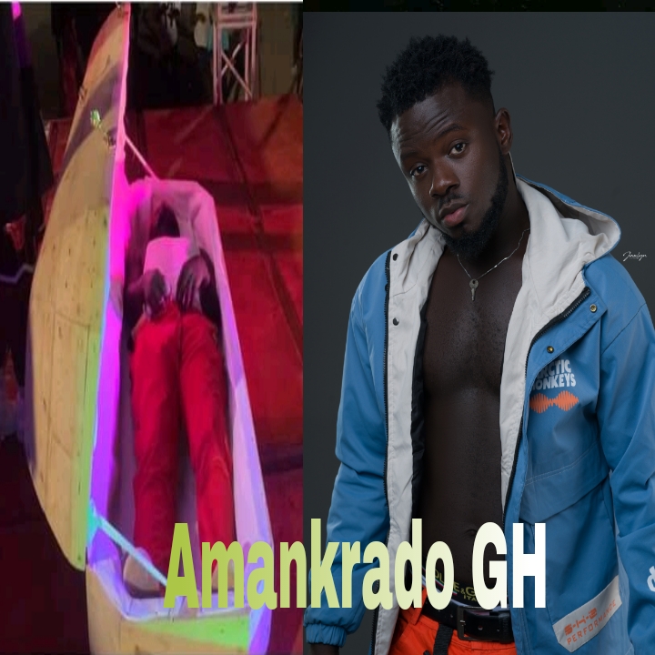 AMANKRADO GH RISES FROM CASKET LIVE ON STAGE AT CENTRAL VIBRATION CONCERT