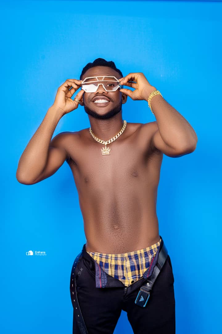 Ghanaian New Artiste, Kay Mena, Is Breaking Boundaries With His Latest Single “Capone”.